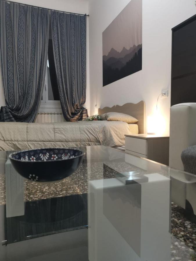 Wow Home - 175 Mq - Posteggio Privato - Davanti Porto Traghetti - Fino A 10 Posti Letto Genoa Exterior photo